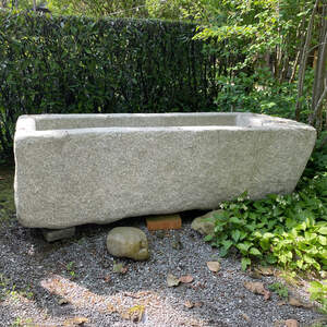 Nr.10 Granitbrunnen