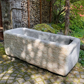 Nr.2 Granitbrunnen rechteckig Nr.2 Granitbrunnen rechteckig